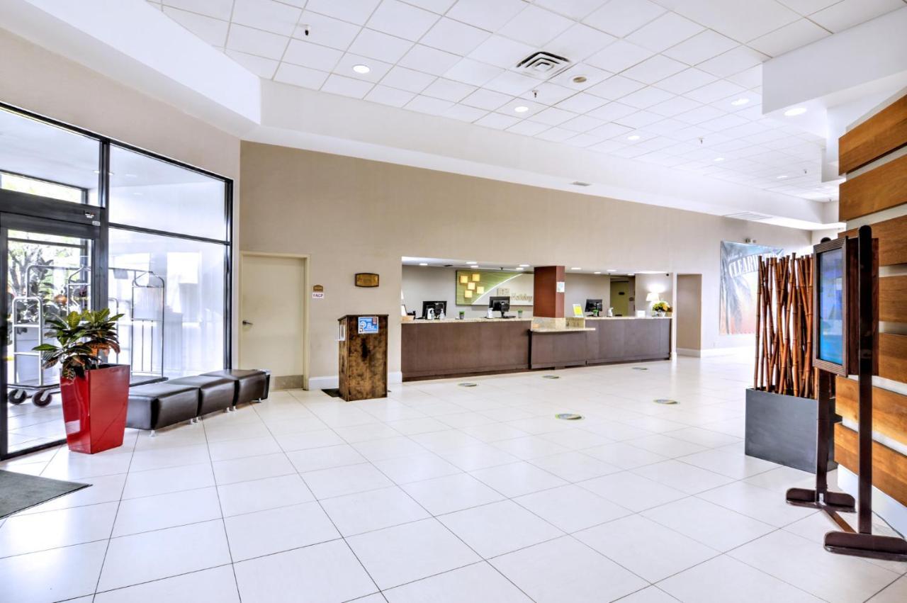 Holiday Inn St. Petersburg N - Clearwater, An Ihg Hotel Екстериор снимка